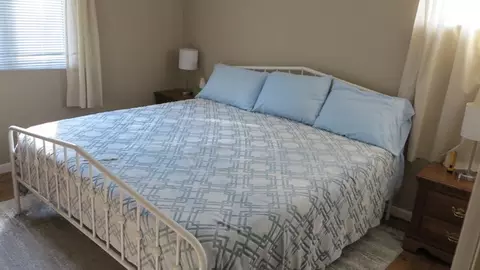 Bedroom - 23 Cherry Hill Ct #124, Hampton, IL 61256 photo 1 of 2
