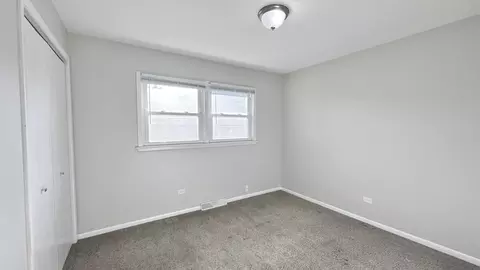 Bedroom - 619 E 152nd St, Dolton, IL 60419 photo 3 of 6