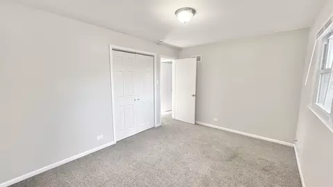 Bedroom - 619 E 152nd St, Dolton, IL 60419 photo 1 of 6