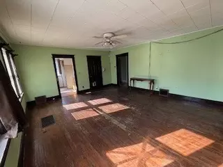 Living - Undisclosed, Elgin, IL 60120 photo 2 of 3