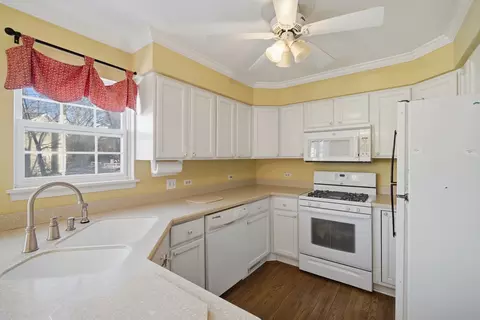Undisclosed, Antioch, IL 60002 photo 10