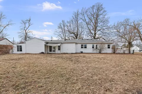 Exterior - 209 17th St E, Milan, IL 61264 photo 4 of 5