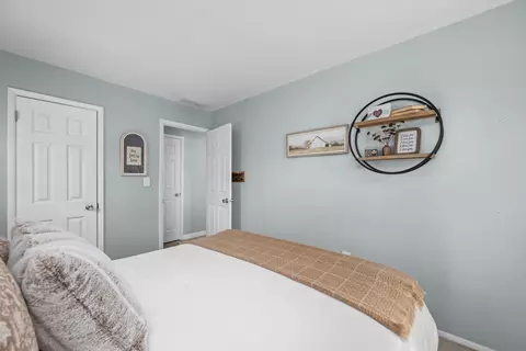 Bedroom - 214 8th St E, Milan, IL 61264 photo 8 of 8