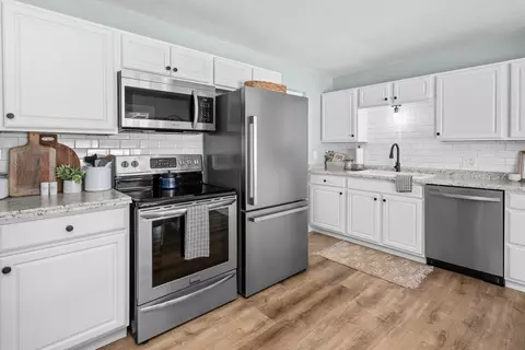 Kitchen - 214 8th St E, Milan, IL 61264 photo 1 of 4