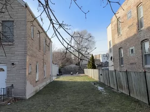 1410 N Avers Ave, Chicago, IL 60651