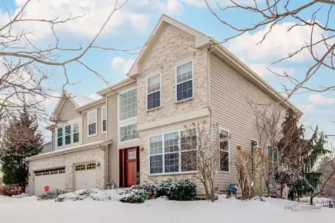 325 Cedar Ridge Dr, Lake Villa, IL 60046