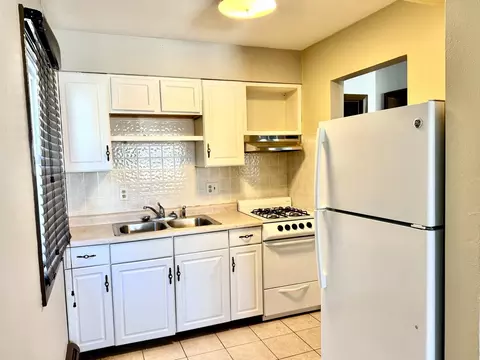 Kitchen - 1215 Wall St, Normal, IL 61761 photo 4 of 4