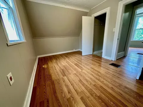 Bedroom - 50 Sheridan St, Elgin, IL 60123 photo 7 of 8