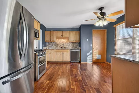 Kitchen - 295 Vita Ln, Braidwood, IL 60408 photo 3 of 4