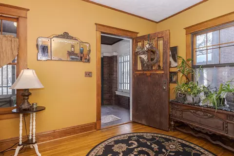 Entry Way - 1305 S Fell Ave, Normal, IL 61761 photo 2 of 10