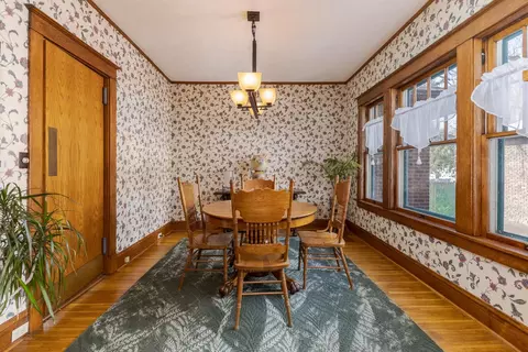 Dining - 1305 S Fell Ave, Normal, IL 61761 photo 2 of 5