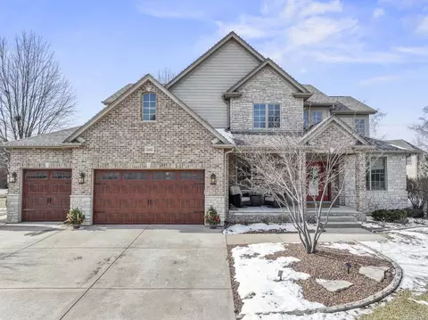 21002 Kenmare Dr, Shorewood, IL 60404