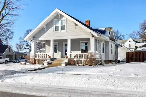 118 W North St, Danvers, IL 61732