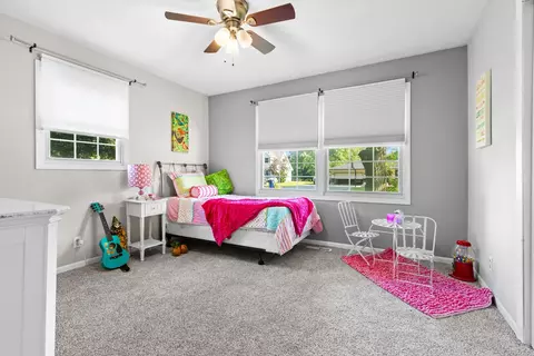 4830 Crown Point Cir, Roscoe, IL 61073 photo 8