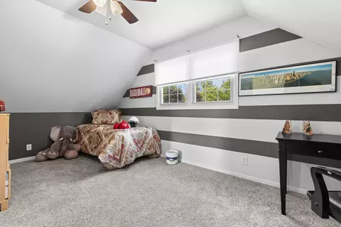 4830 Crown Point Cir, Roscoe, IL 61073 photo 11
