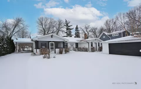 501 S Emerald Dr, Mchenry, IL 60051