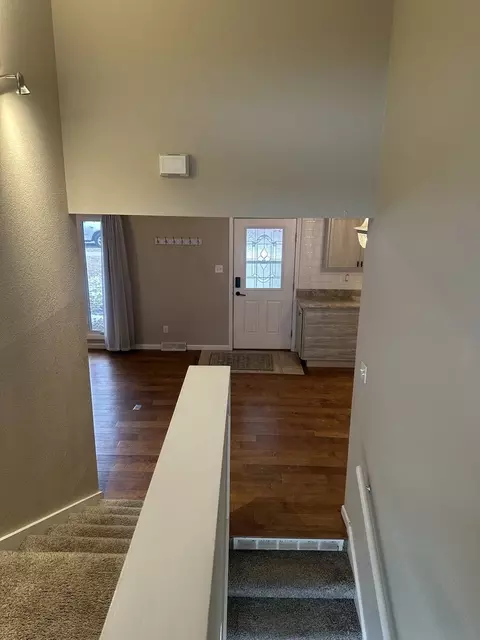 Entry Way - 2211 Benjamin Ln, Bloomington, IL 61701 photo 1 of 6