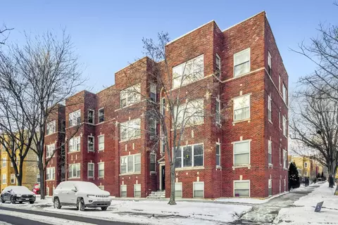 3108 W Belle Plaine Ave #3, Chicago, IL 60618