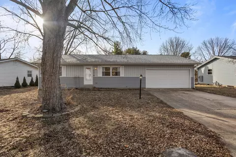 2805 Blair Dr, Champaign, IL 61821