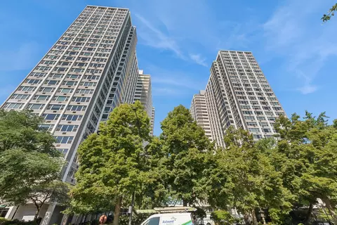 4250 N Marine Dr #2308, Chicago, IL 60613