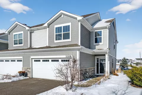 1008 Moraine Dr, South Elgin, IL 60177