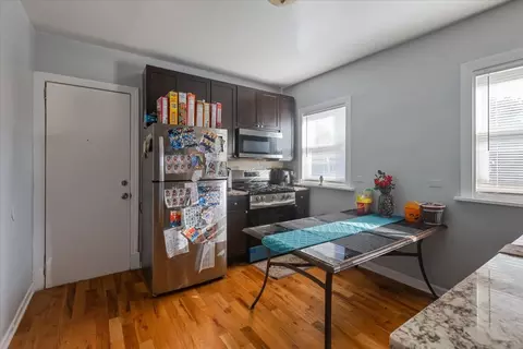 Kitchen - 1213 Darrow Ave, Evanston, IL 60202 photo 1 of 2
