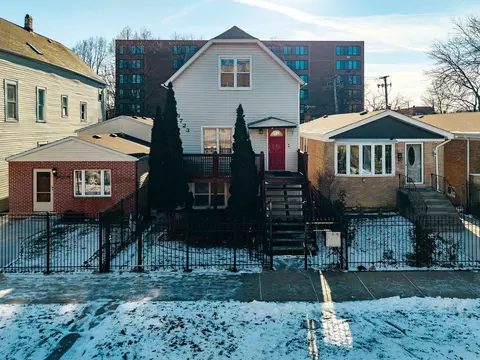 3723 W Mclean Ave, Chicago, IL 60647