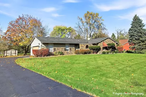 26140 N Ann Ct, Wauconda, IL 60084