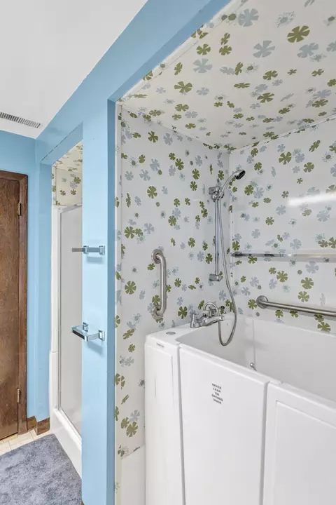 2202 Eastman St, Rolling Meadows, IL 60008 photo 21