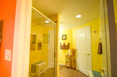 Bath - Undisclosed, Matteson, IL 60443 photo 1 of 8