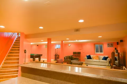 Living - Undisclosed, Matteson, IL 60443 photo 9 of 10