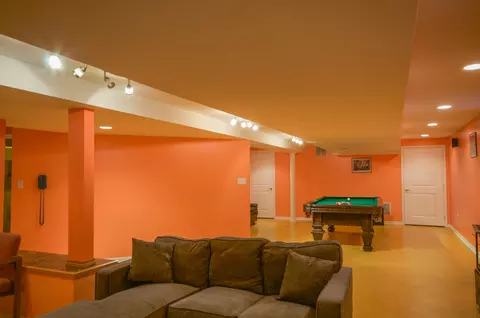 Living - Undisclosed, Matteson, IL 60443 photo 6 of 10