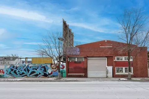 3709 W Armitage Ave, Chicago, IL 60647