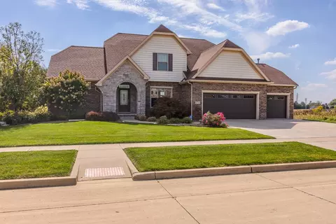 Exterior - 3595 Yellowstone Dr, Normal, IL 61761 photo 10 of 17
