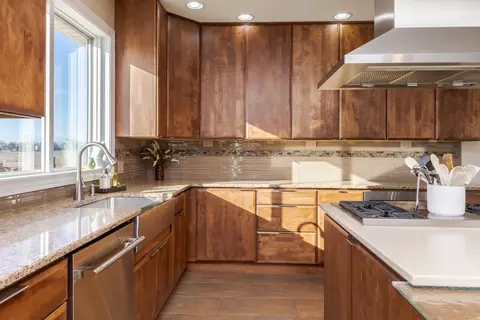 Kitchen - 3595 Yellowstone Dr, Normal, IL 61761 photo 5 of 8