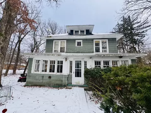 29 W141 Oak Grove Rd, West Chicago, IL 60185