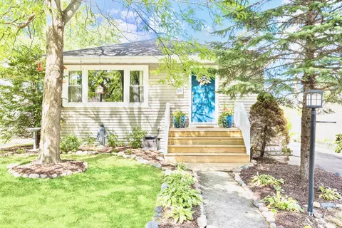 210 3rd St, Downers Grove, IL 60515