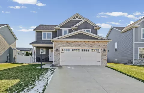 205 Gailardio St, Savoy, IL 61874