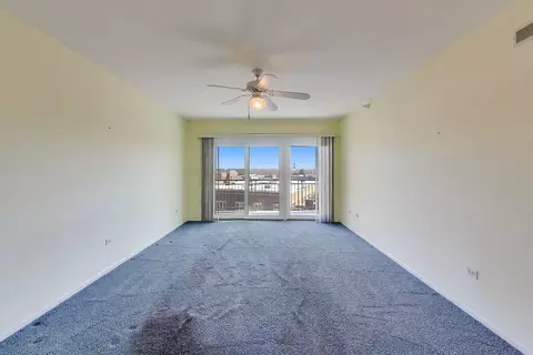 Other - 650 S River Rd #812, Des Plaines, IL 60016 photo 1 of 5