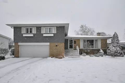 Undisclosed, Elmhurst, IL 60126