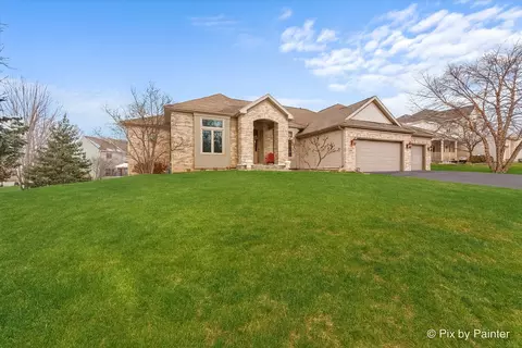 1303 Morning Dove Ln, Antioch, IL 60002