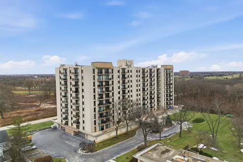 190 S Wood Dale Rd #200, Wood Dale, IL 60191