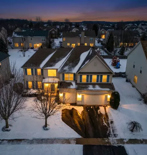 569 Blazing Star Dr, Lake Villa, IL 60046