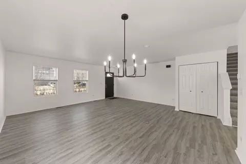 Living - 14331 Capital Dr, Plainfield, IL 60544 photo 3 of 6