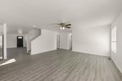 Living - 14331 Capital Dr, Plainfield, IL 60544 photo 5 of 6