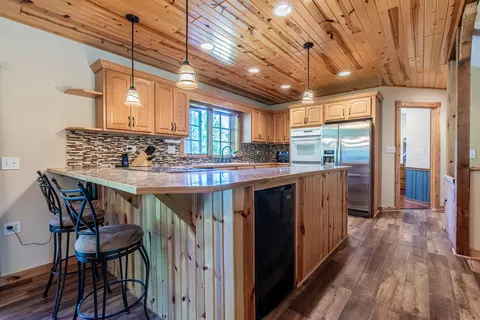 Kitchen - 79 Timberlane Dr, Putnam, IL 61560 photo 3 of 3