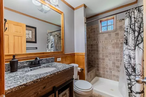 Bath - 79 Timberlane Dr, Putnam, IL 61560 photo 1 of 3