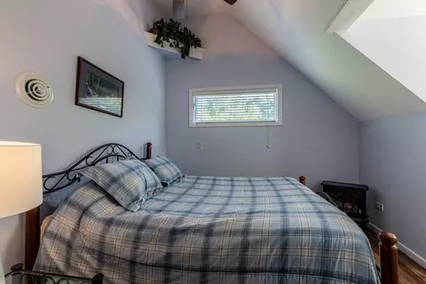 Bedroom - 79 Timberlane Dr, Putnam, IL 61560 photo 2 of 5