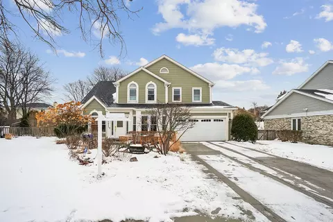 1923 Ivy Way, Glenview, IL 60026