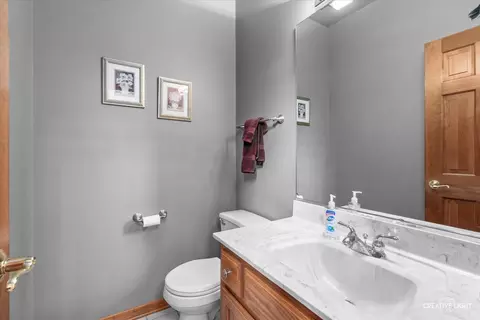 Bath - Undisclosed, Aurora, IL 60502 photo 4 of 5